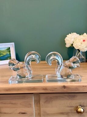 Vintage New Martinsville Glass Crystal Squirrel Bookends Set Clear Art Glass